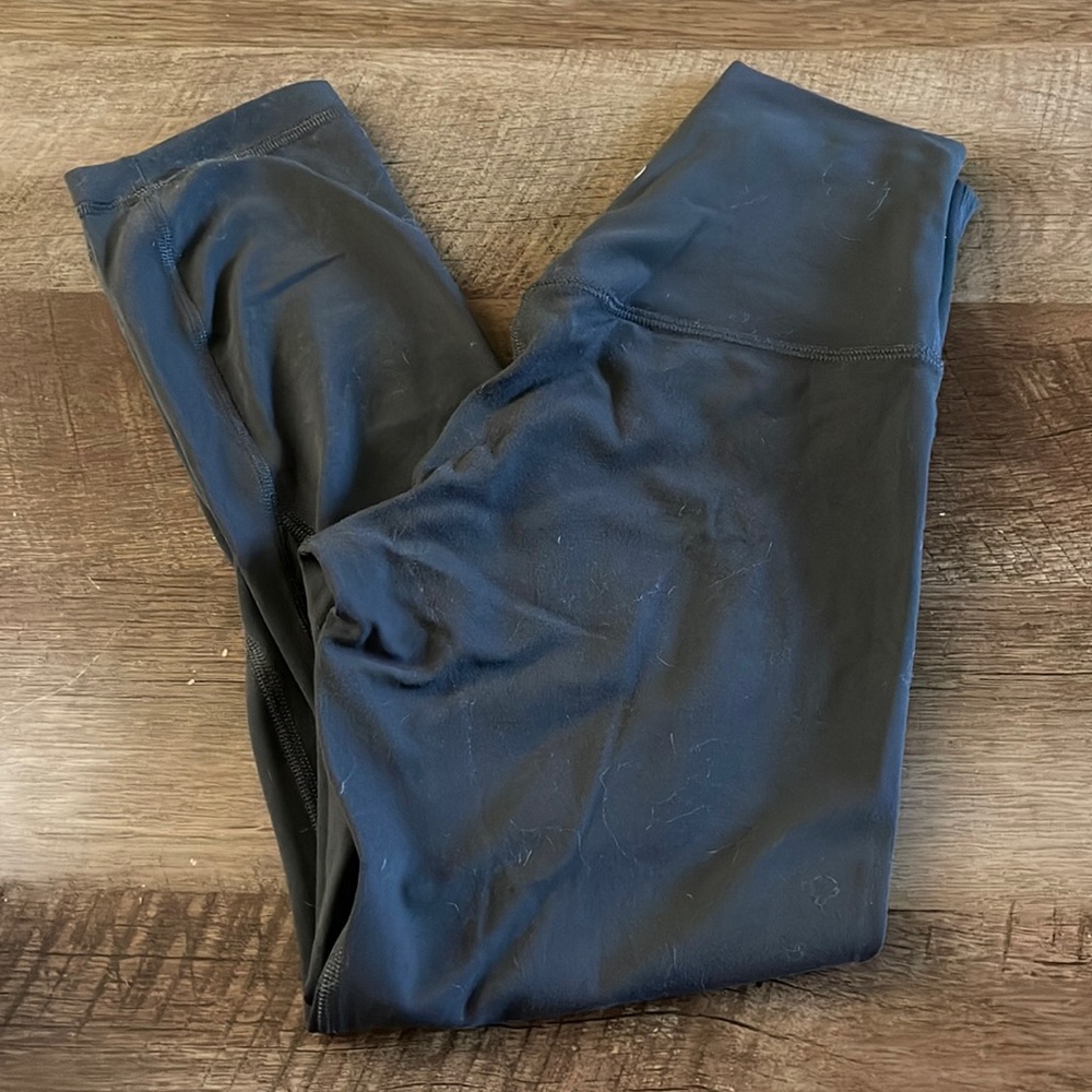 Lululemon Athletica Align 21” size 2; space grey.